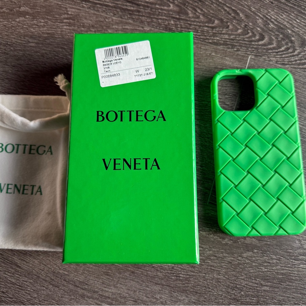 Bottega Veneta Green Woven case for iPhone 13 Pro Max. Free shipping